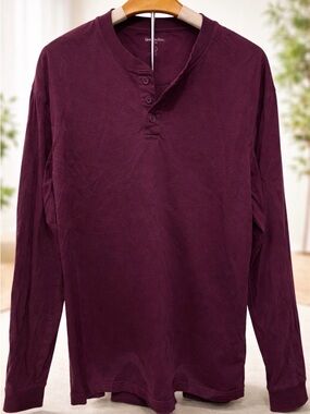Men's Long-Sleeve Plum Henley Shirt - Size Large